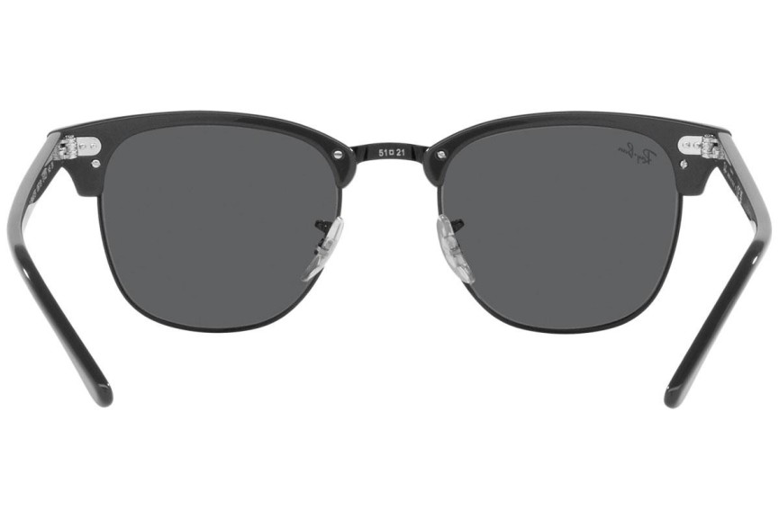 Слънчеви очила Ray-Ban Clubmaster RB3016 1367B1 По веждите Сива