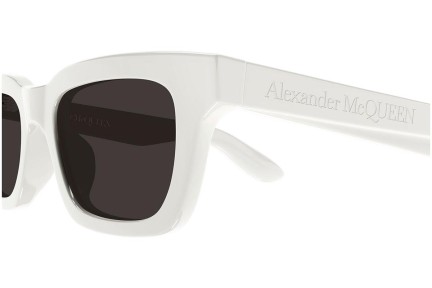 Слънчеви очила Alexander McQueen AM0392S 005 Правоъгълни Бяла