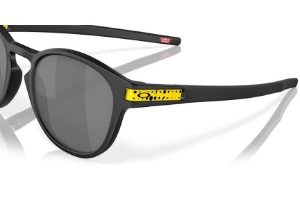 Слънчеви очила Oakley Latch OO9265 926569 Квадратни Черна